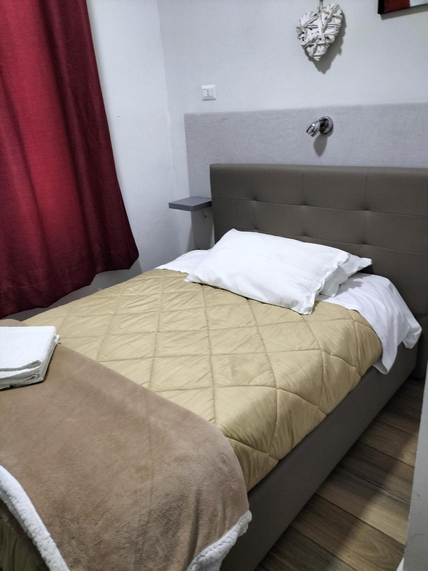 Casa Di Edo Bed & Breakfast Brindisi Dış mekan fotoğraf